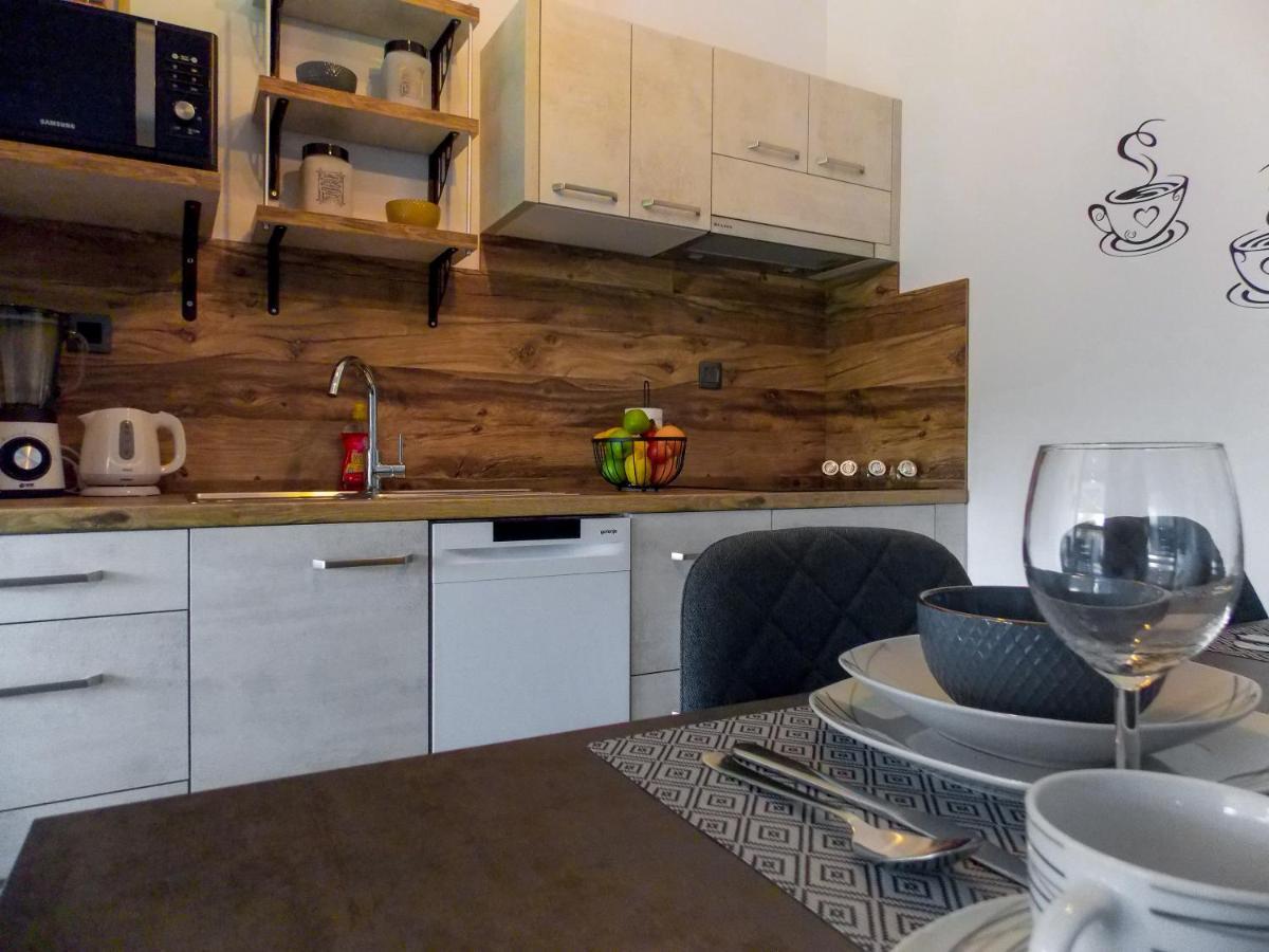 Apartman Bamboo Nin Exterior photo